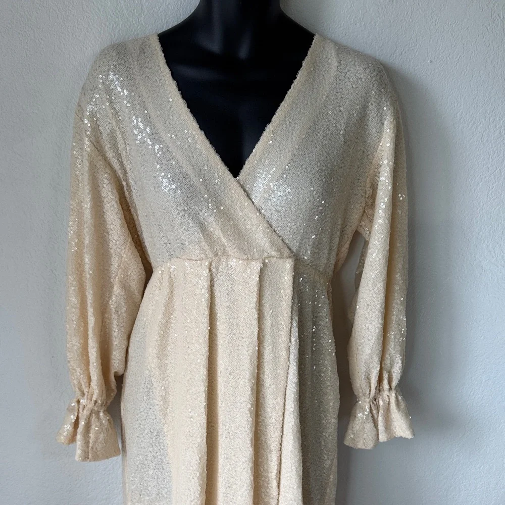 LPA Cream‎ Sequin Dress - Picture 2 of 7